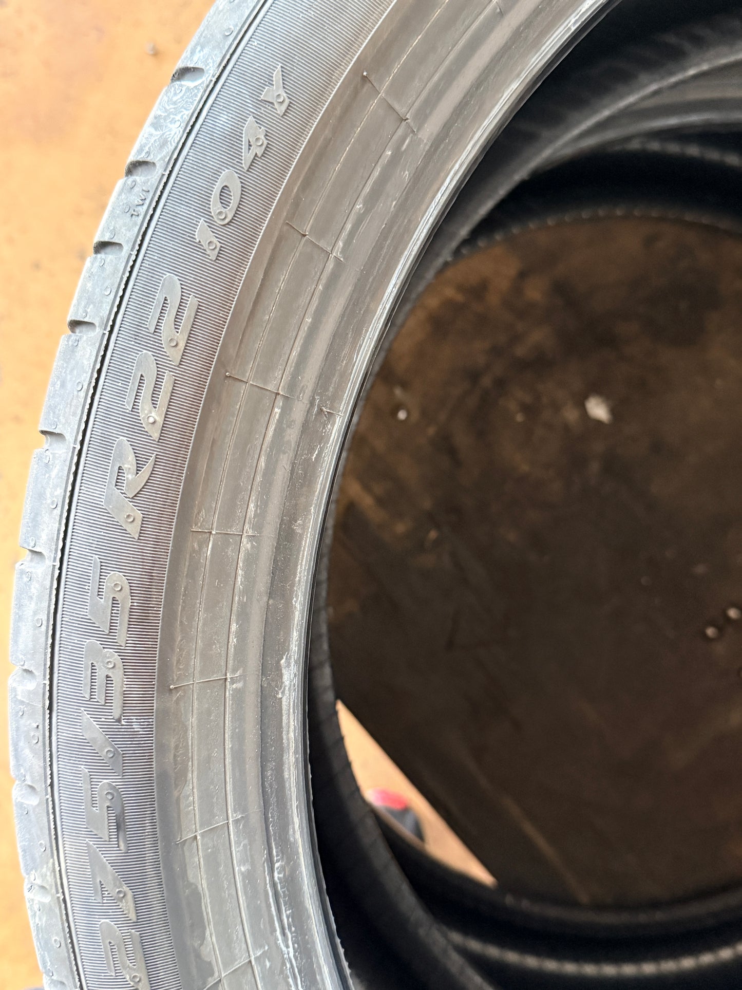 315/30/22-275/35/22- Estive - Pirelli - DOT 2024 - Usato