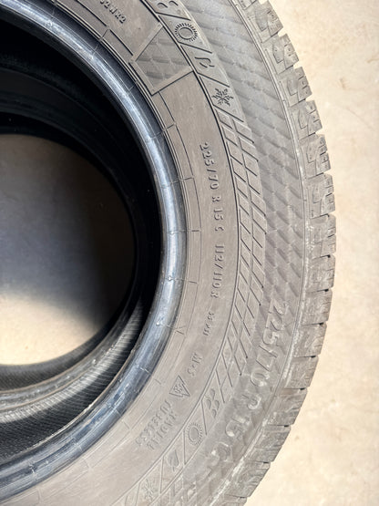 225/70/15C - 4 stagioni - Continental - DOT 2023 - Usato