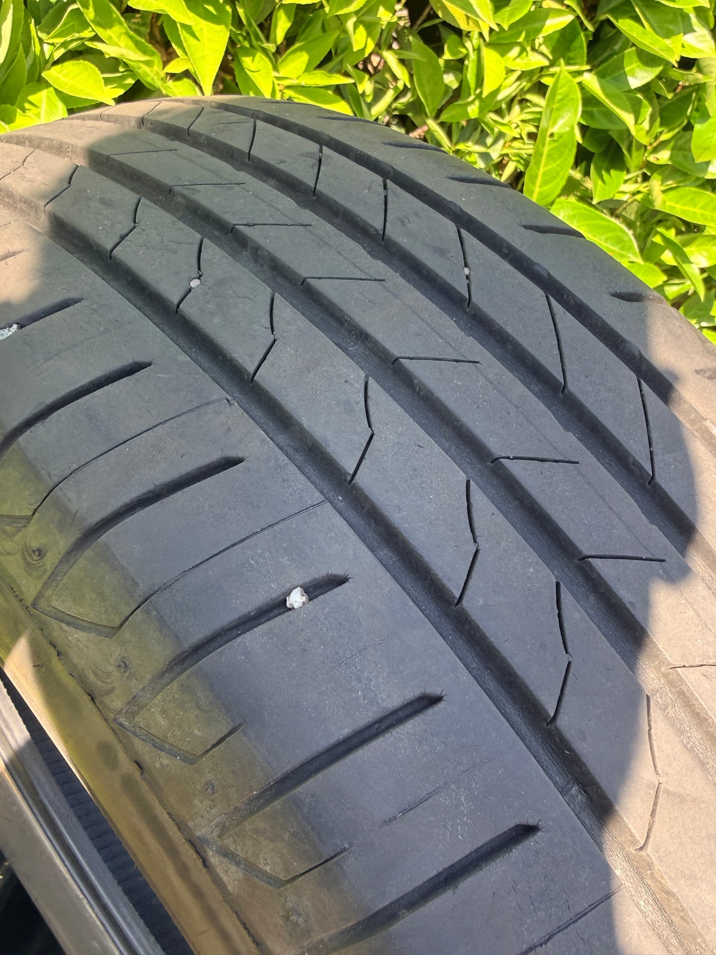 225/65/17 - Bridgestone - estive - DOT 2019 - Usato