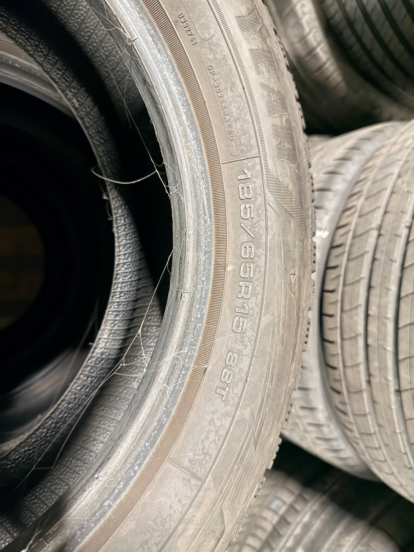 185/65/15 - Invernali - Goodyear - DOT 2023 - Usato