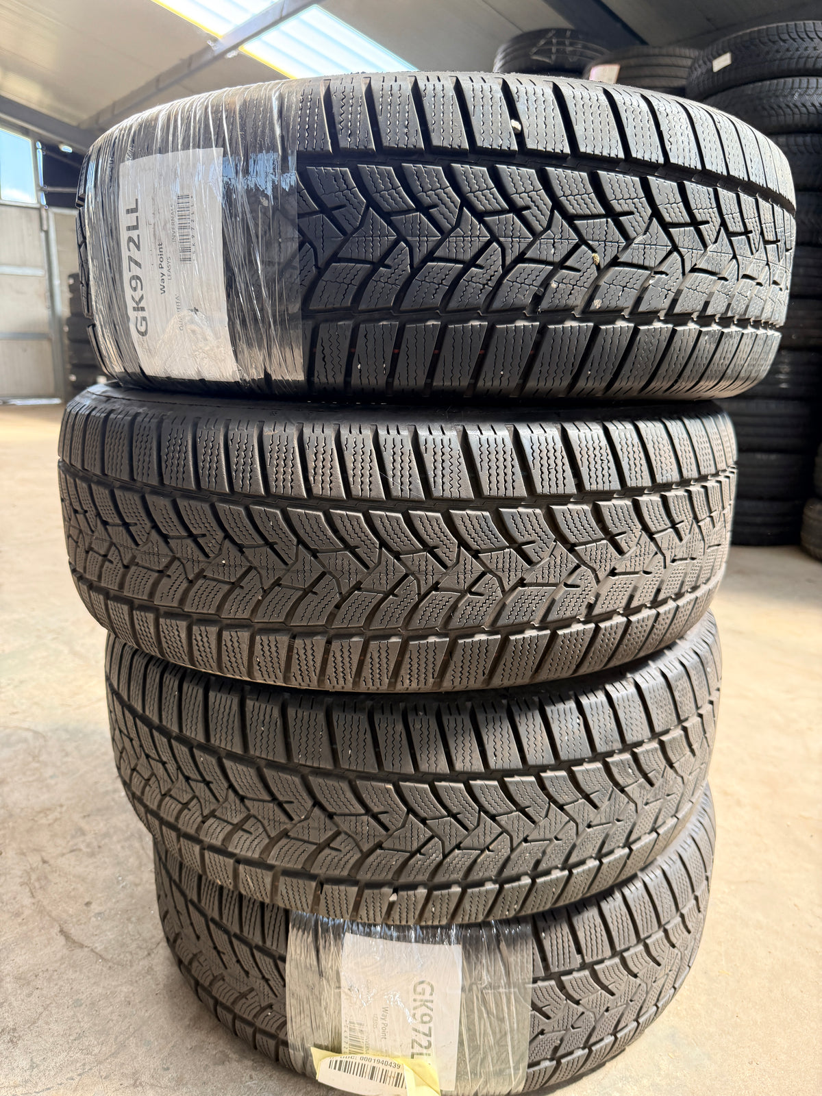 215/60/17 - Invernali - Dunlop - DOT 2022 - Usato
