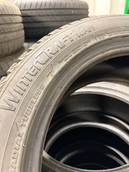 215/50/17 - Invernali - Kumho - DOT 2018 - Usato