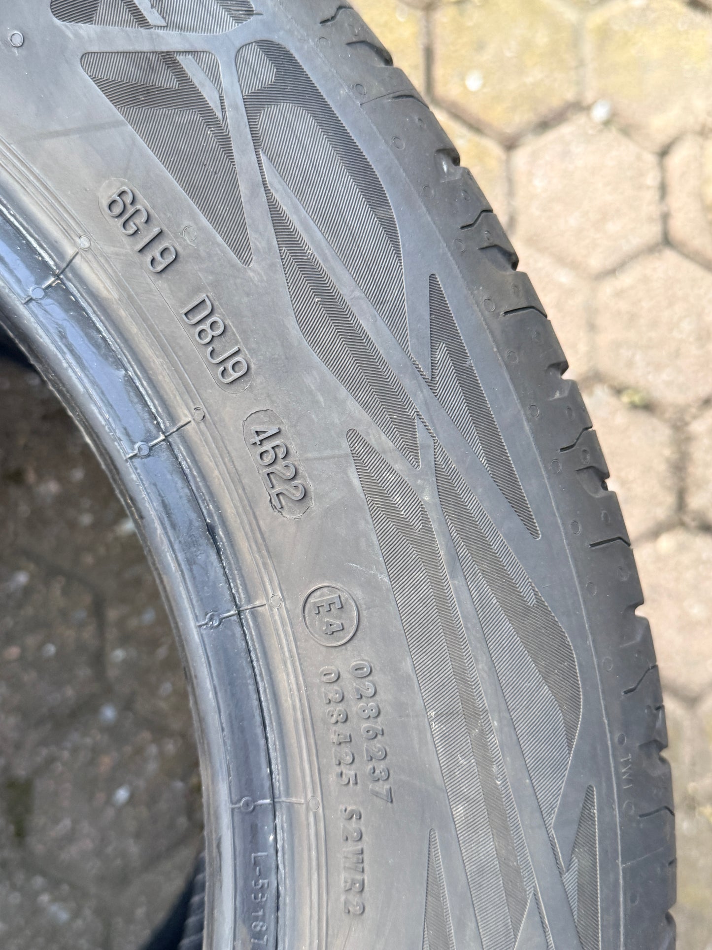 195/55/16 - Estive - Continental - DOT 2022 - Usato