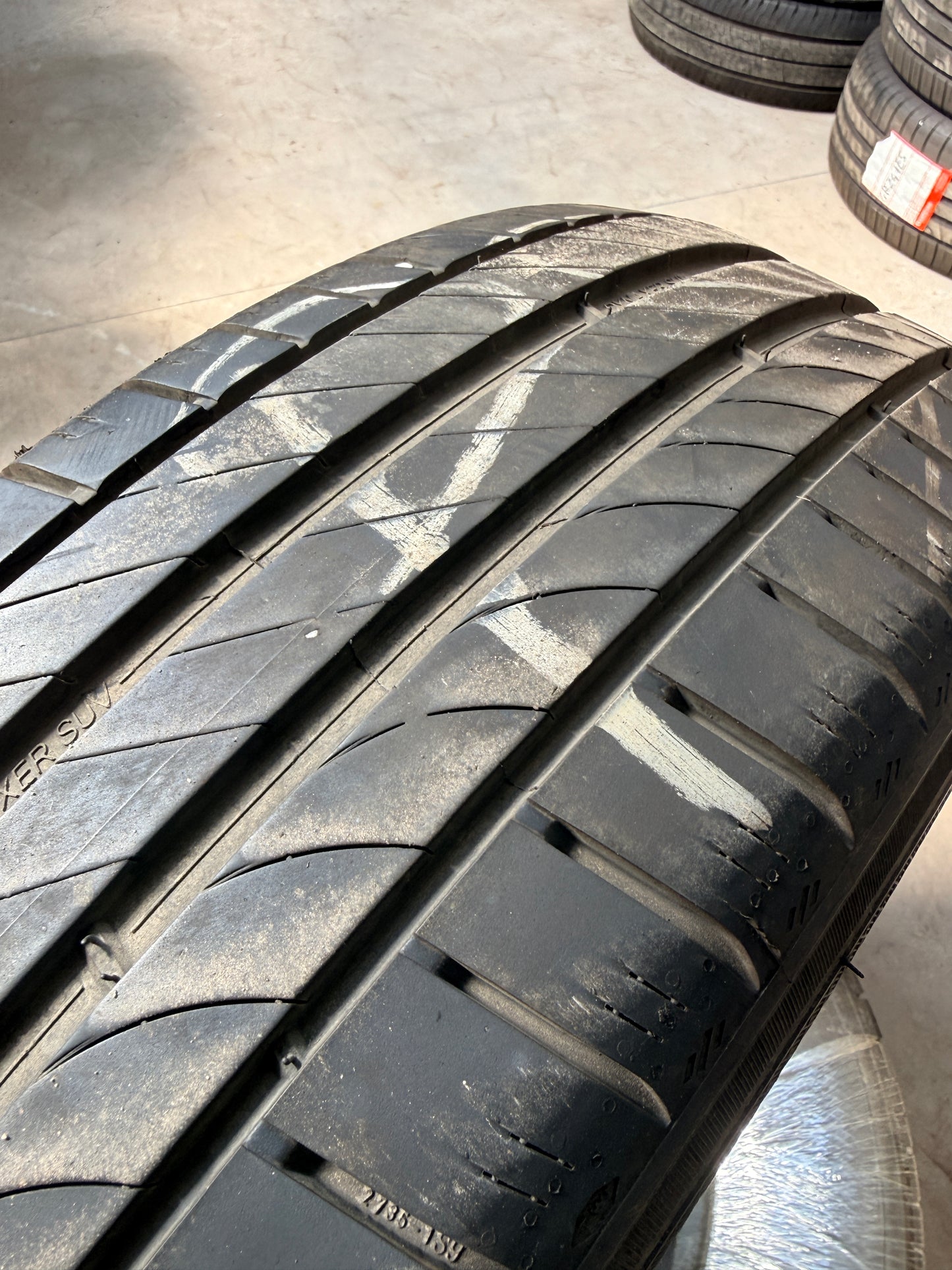215/65/17 - Estive - Kleber - DOT 2023 - Usato
