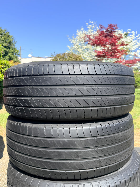 215/55/17 - Estive - Michelin - DOT 2020 - Usato