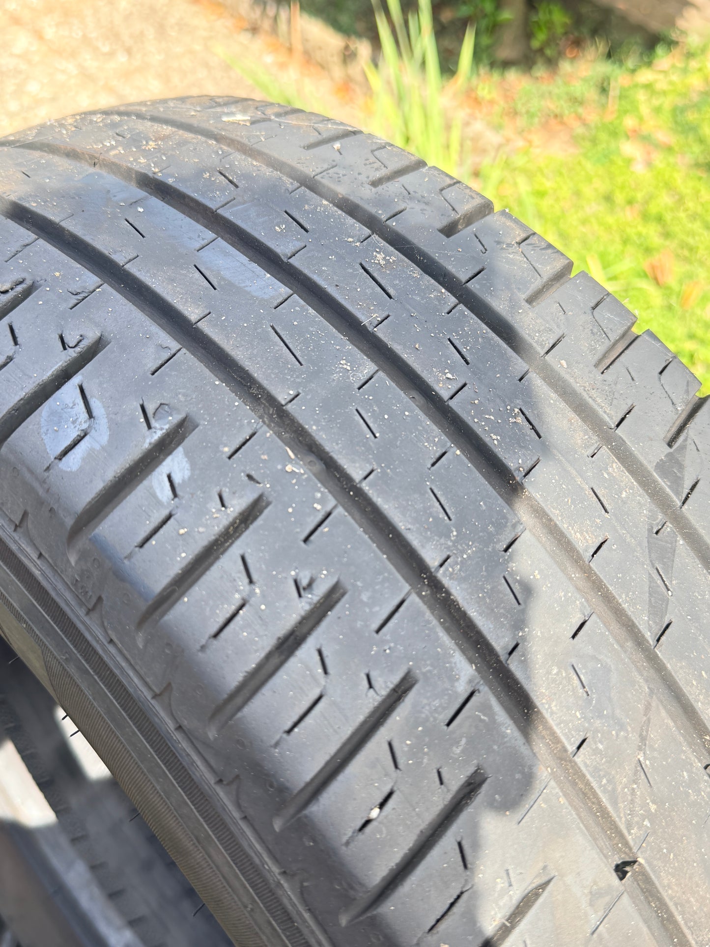 235/65/16C - estive - Pirelli - DOT 2020 - Usato