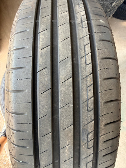 205/60/16 - estive - Goodyear - DOT 2020 - Usato