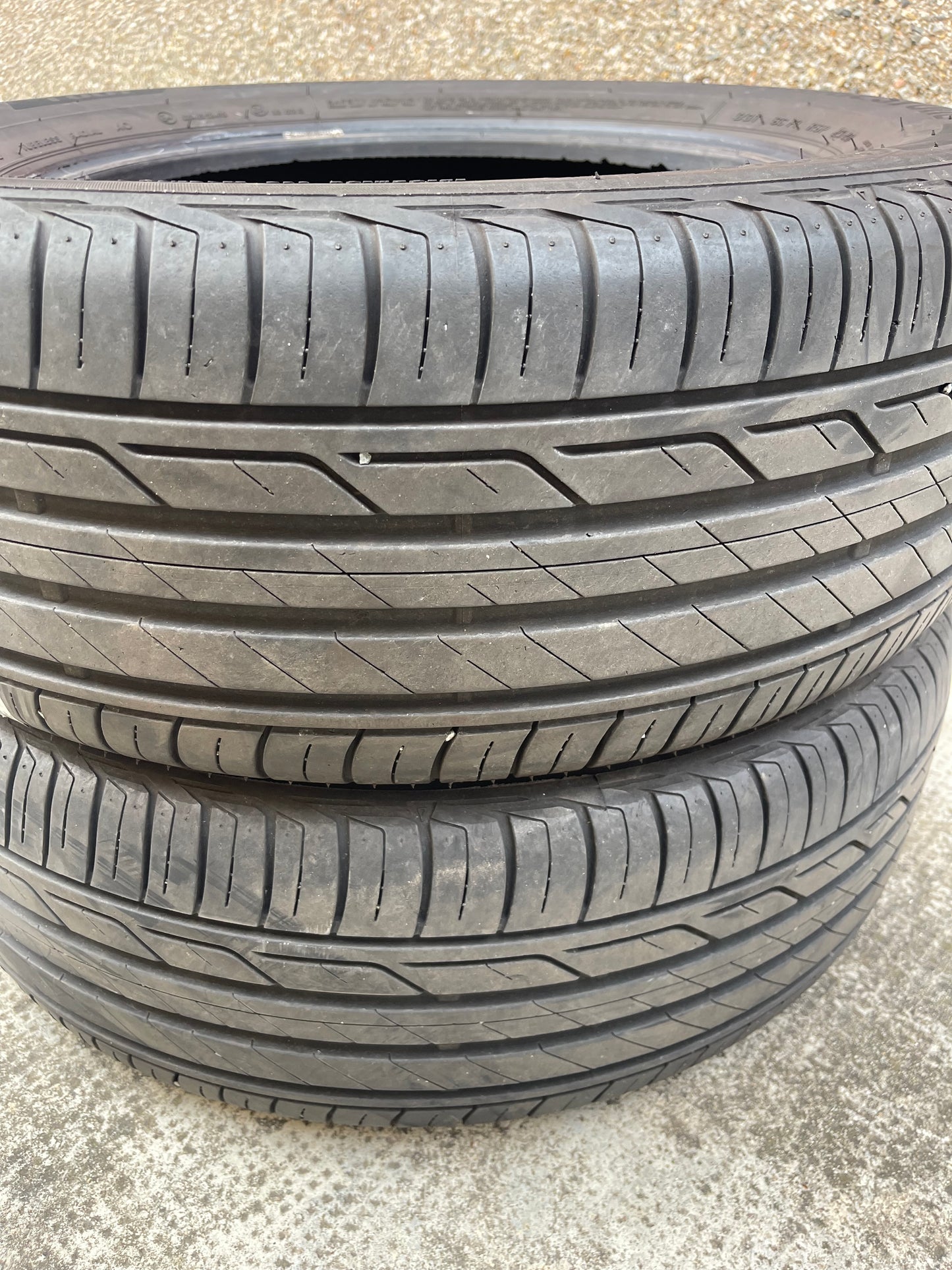 215/60/16 - estive - Bridgestone - DOT 2020 - Usato