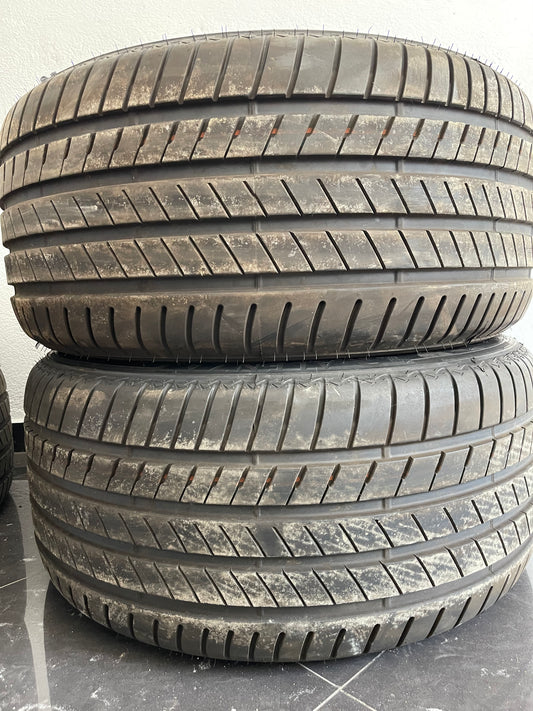 305/40/20 - Estive - Bridgestone - DOT 2021 - Usato