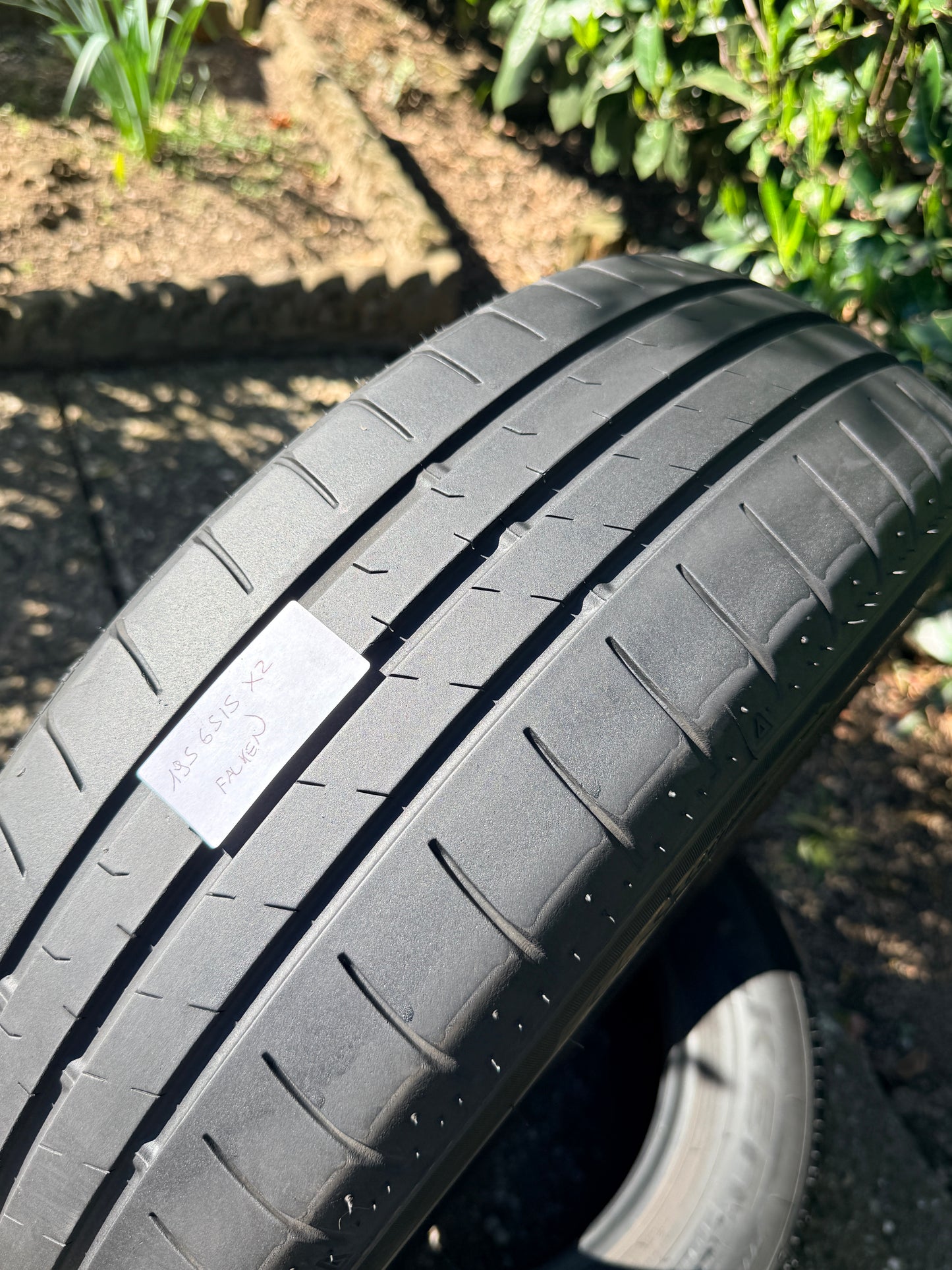 195/65/15-Estive-Falken-DOT 2022-Usato
