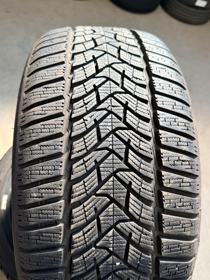 225/40/18 - invernali - Dunlop - DOT 2021 - Nuovi - Demo