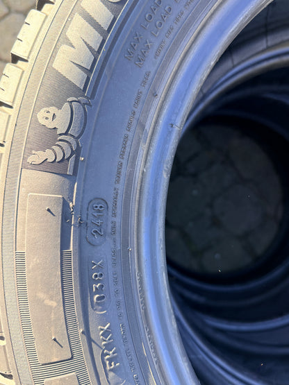 215/60/17C - Estive - Michelin - DOT 2018 - Usato