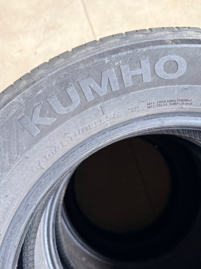 205/60/16 - Estive - Kumho - DOT 2021/2023 - Usato