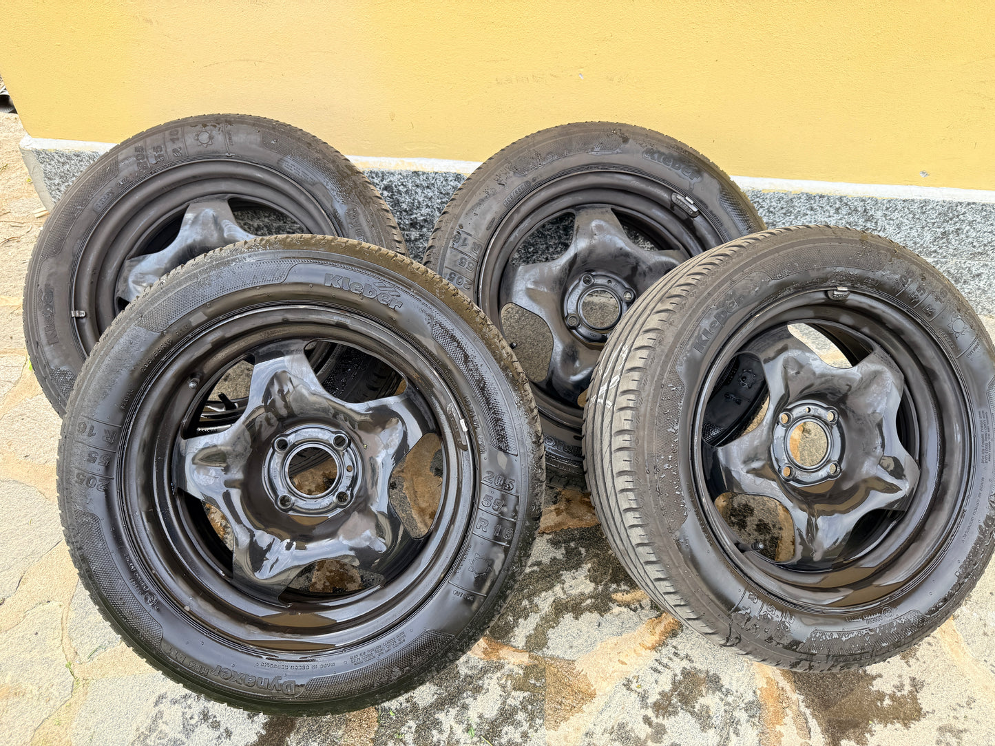 Cerchi + gomme estive 16” - Citroen C3 - Originali - Usato