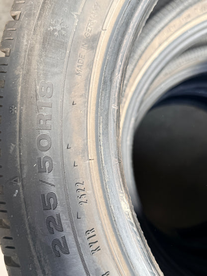 225/50/18 - invernali - Dunlop - DOT 2022 - Nuovi - Demo