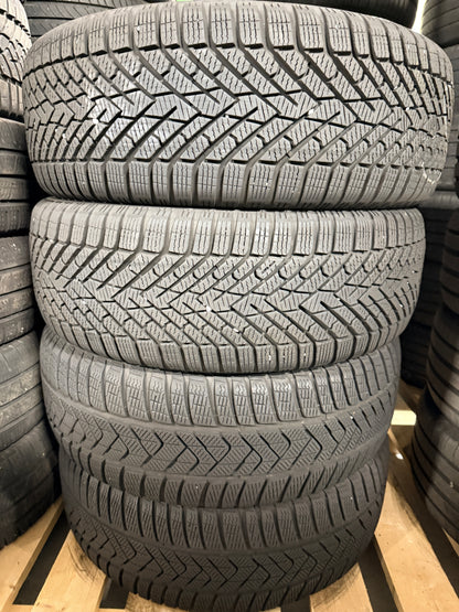 225/55/18 - Invernali - Pirelli - DOT 2021/2022 - Usato