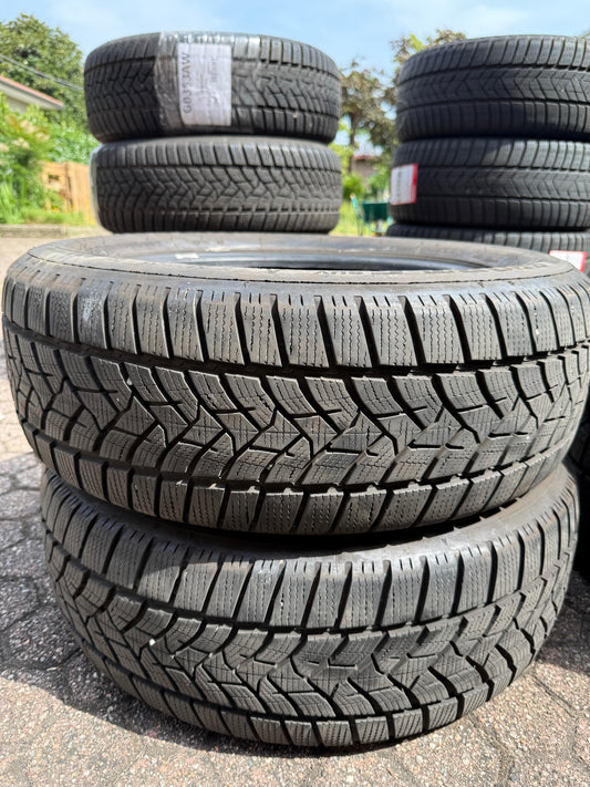 215/60/17 - Invernali - Dunlop - DOT 2022 - Usato