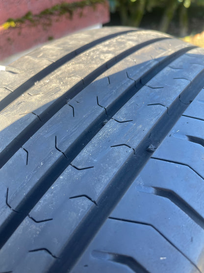 215/60/17 - Estive - Continental - DOT 2019 - Usato