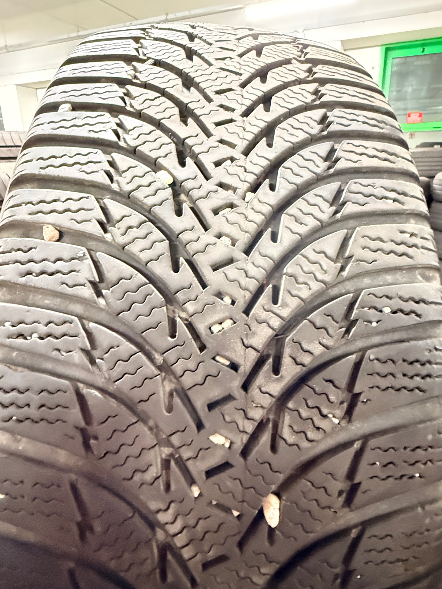 215/50/17 - Invernali - Kumho - DOT 2018 - Usato