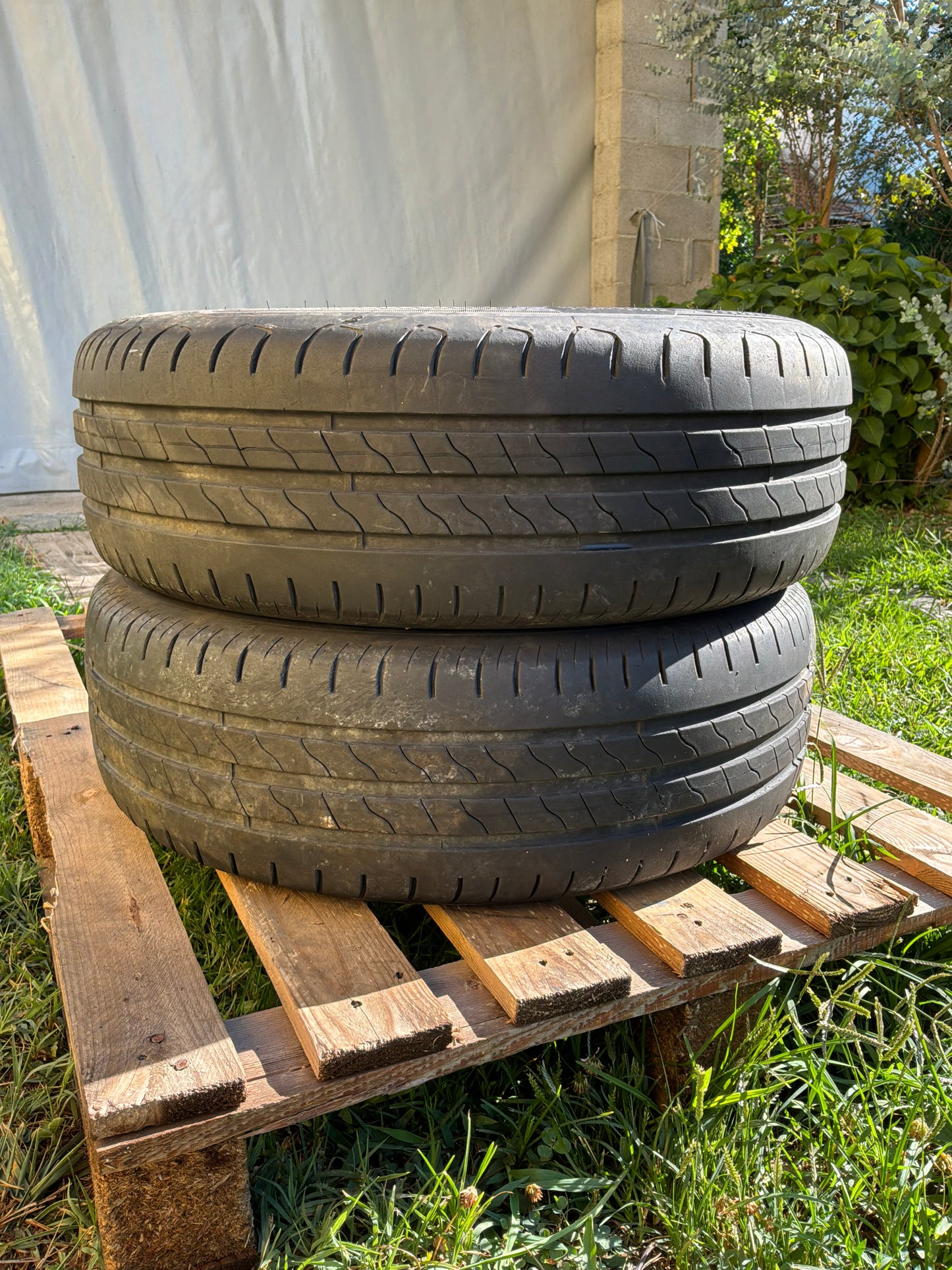 195/65/15-Estive-Goodyear-DOT 2023-Usato