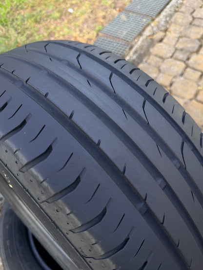 225/55/16- Estive - Continental - DOT 2021 - Usato