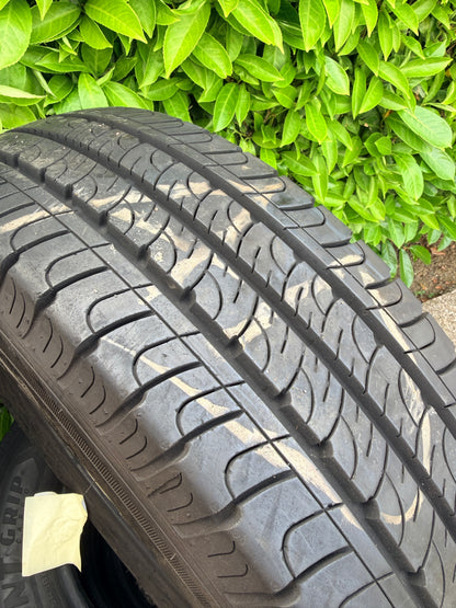215/75/16C - Estive - Goodyear - DOT da verificare - Usato