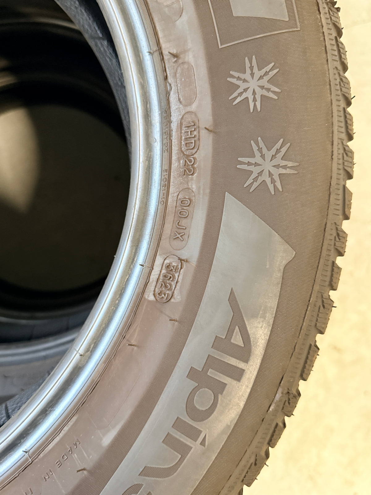 215/65/17 - Invernali - Michelin - DOT 2023 - Usato