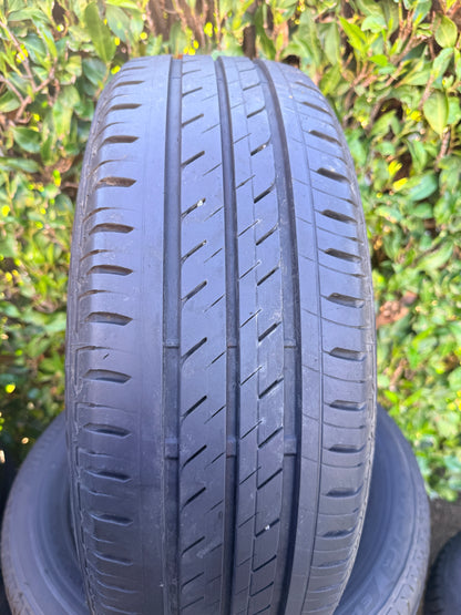 185/60/15 - Estive - Bridgestone - DOT 2016 - Usato