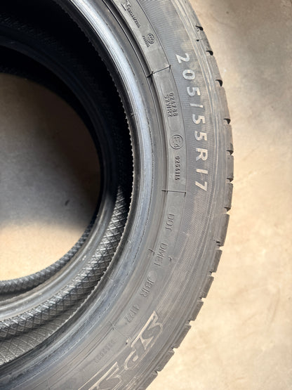 205/55/17 - Estive - Dunlop - DOT 2022 - Usato