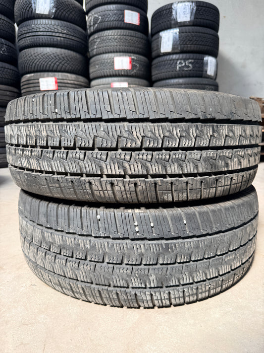 225/70/15C - 4 stagioni - Continental - DOT 2023 - Usato