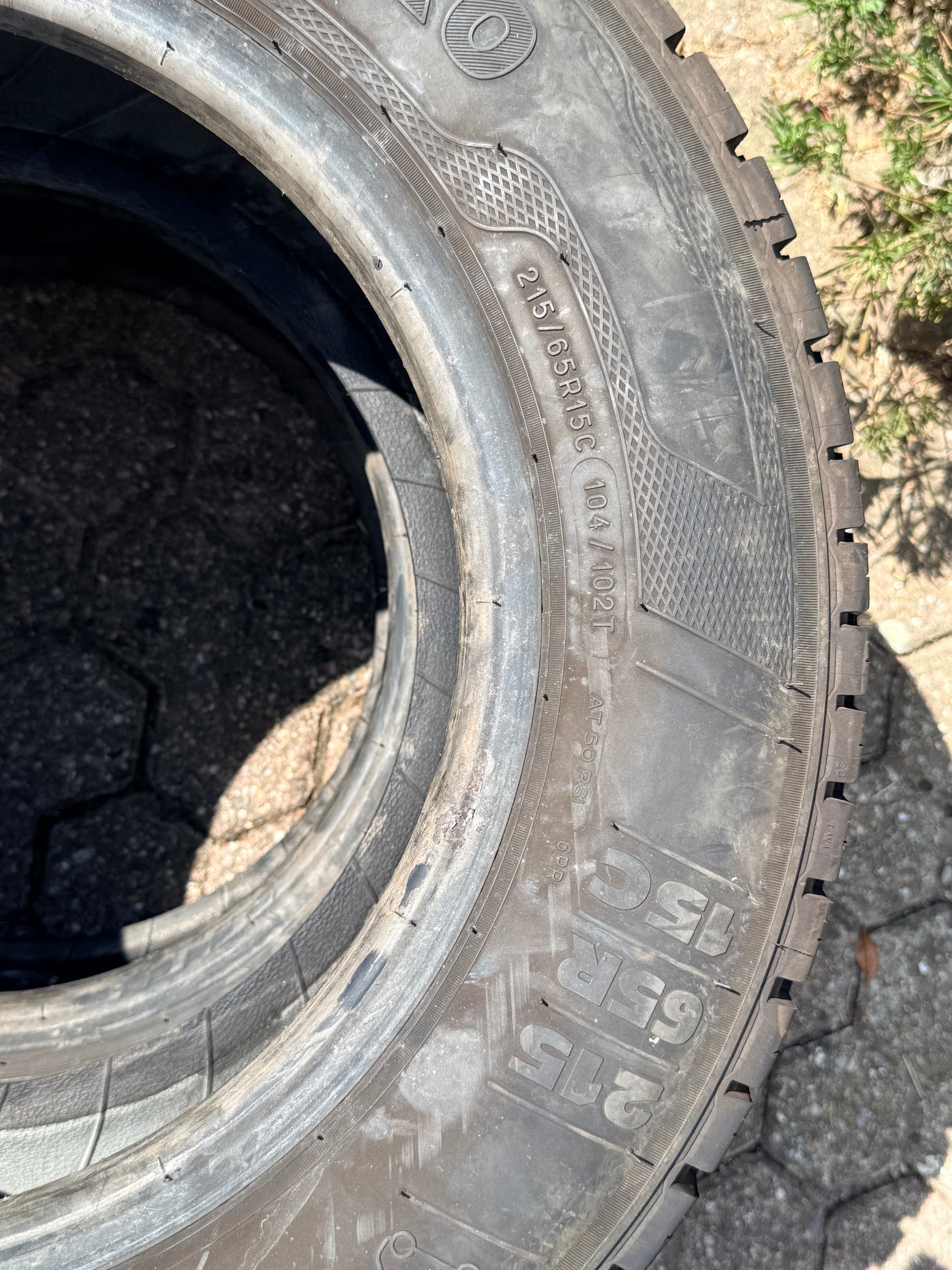 215/65/15C - Estive - Kleber - DOT 2022 - Usato