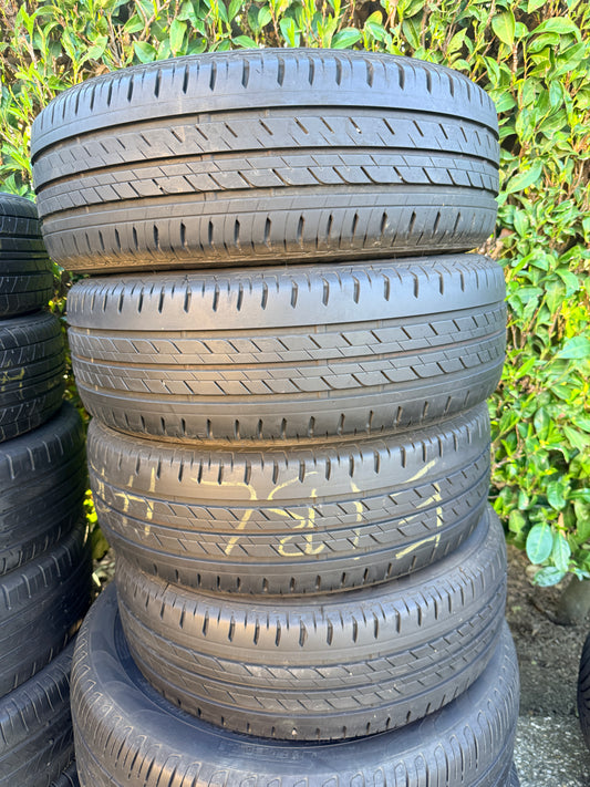 185/60/15 - Estive - Bridgestone - DOT 2016 - Usato