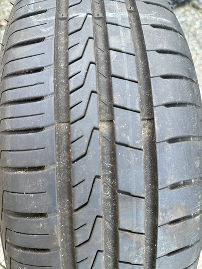 175/65/15 - Estive - Hankook - DOT 2020 - Usato