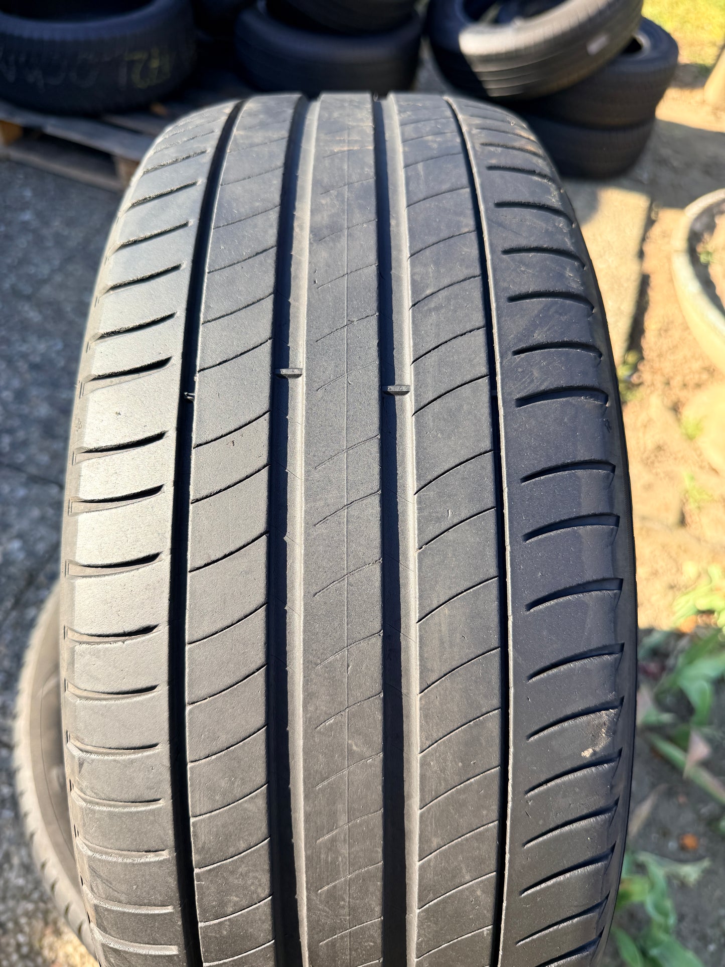 215/55/16 - Estive - Michelin - DOT da verificare - Usato