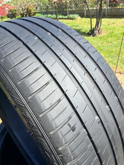 215/45/18 - Estive - Falken - DOT 2019 - Usato