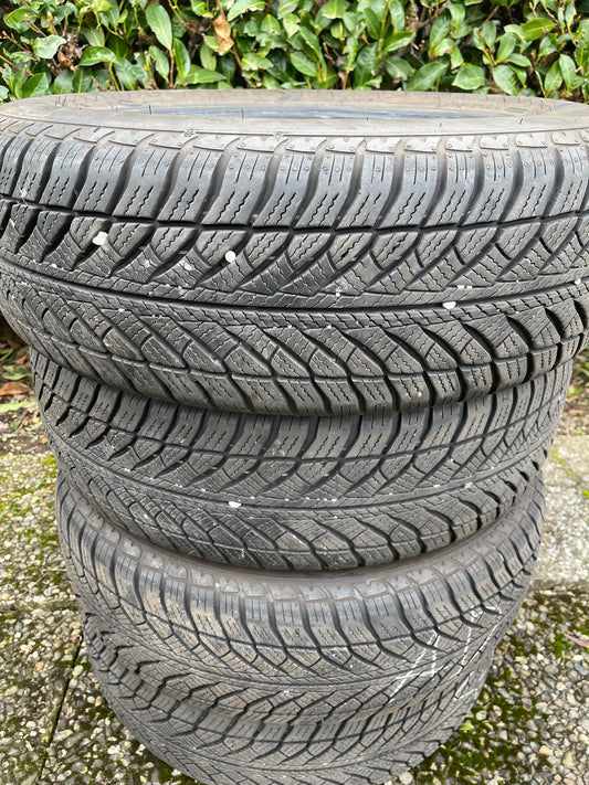 205/65/16 - Invernali - Goodyear - DOT 2019 - Usato