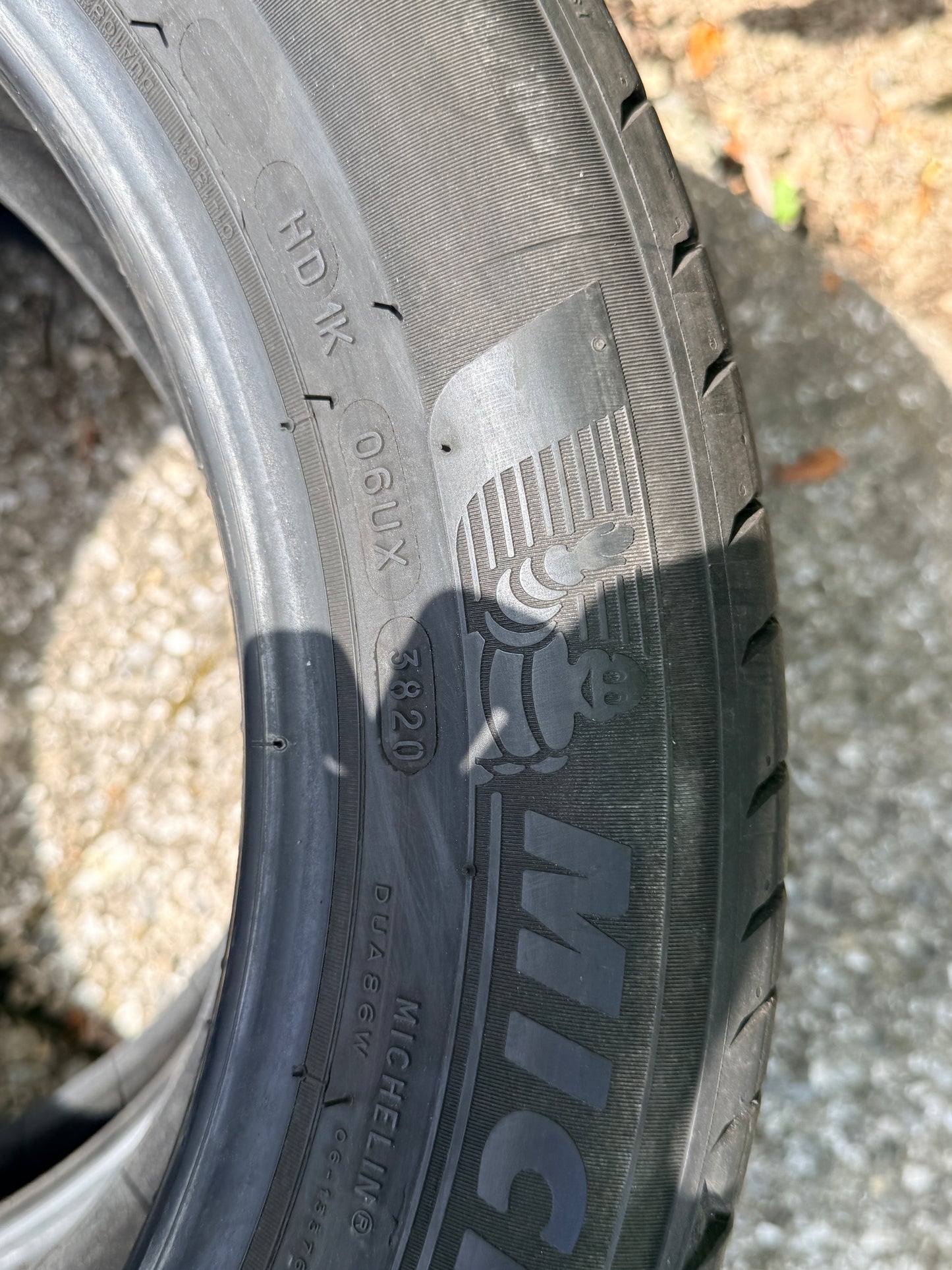 195/55/16 - Estive - Michelin - DOT 2020 - Usato