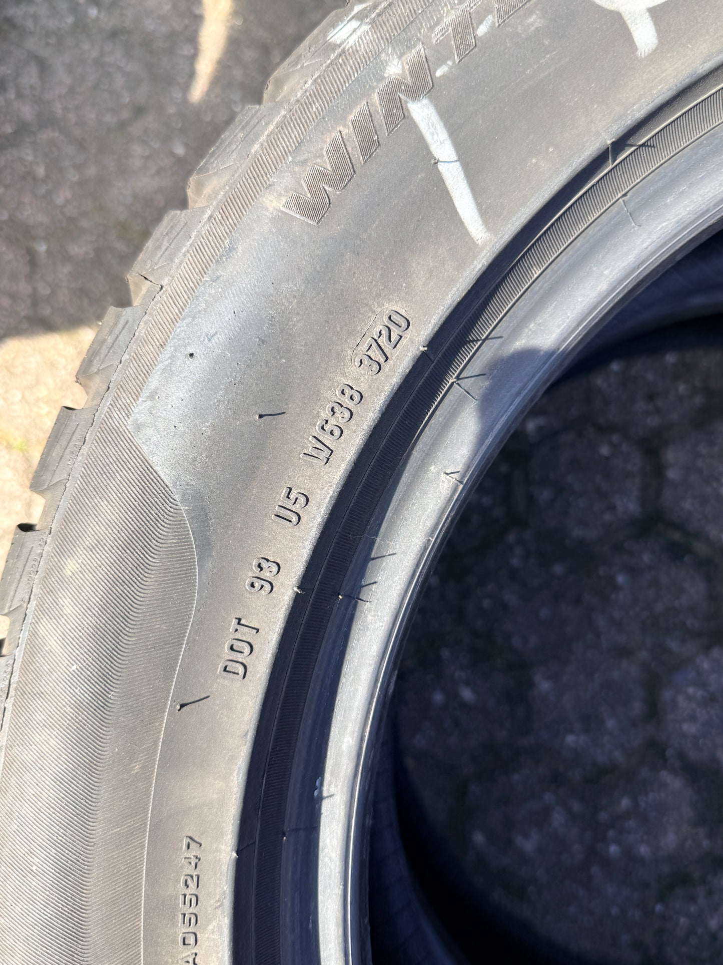 225/55/18 - Invernali - Pirelli - DOT 2020 - Usato