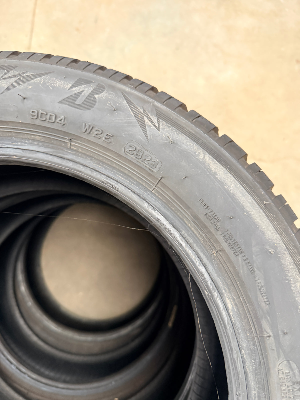 185/55/15 - Invernali - Bridgestone - DOT 2023 - Usato