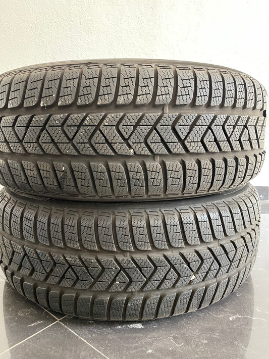 225/60/17 - Invernali - Pirelli - DOT 2017 - Usato