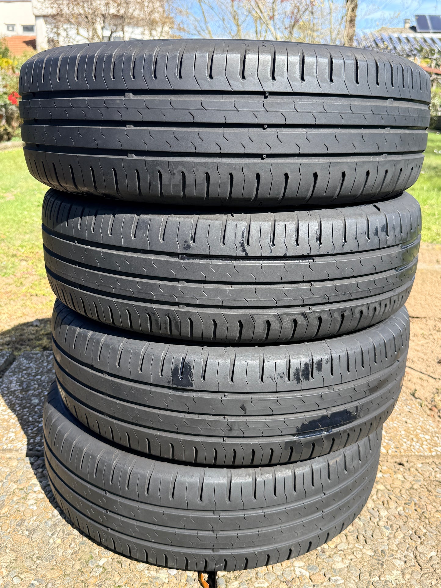 185/65/15 - Estive - Continental - DOT 2019 - Usato