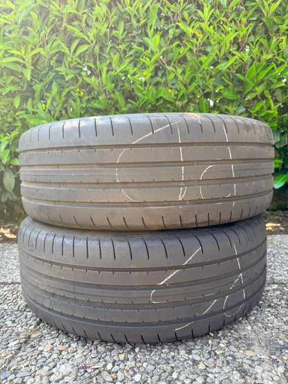 235/55/19 - Estive - Goodyear - DOT 2022 - Usato