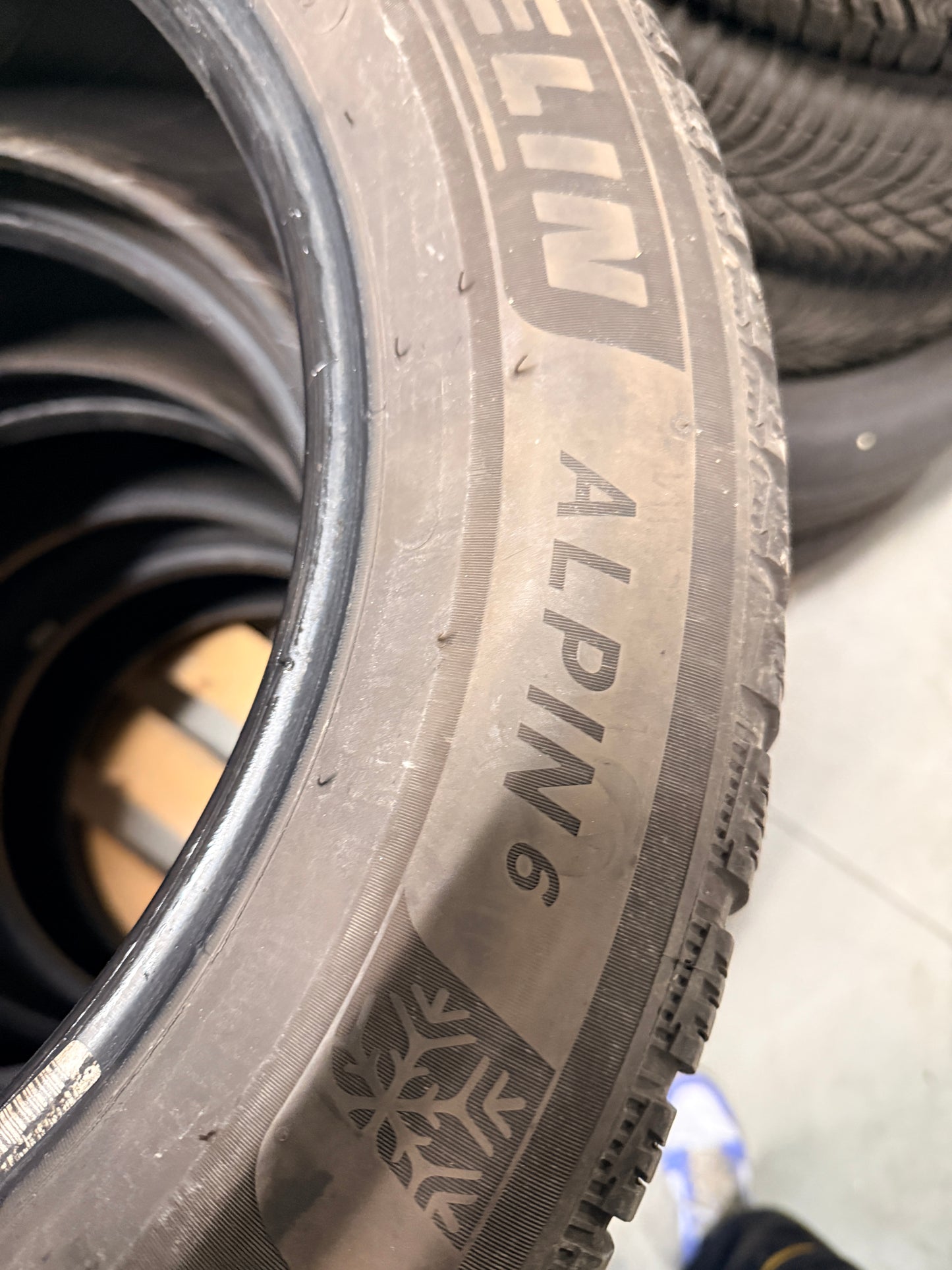 225/55/17 - Invernali - Michelin - DOT 2020 - Usato