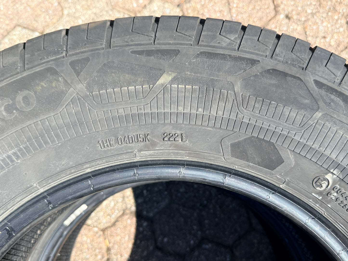 215/75/16C - Estive - Continental - DOT 2021 - Usato