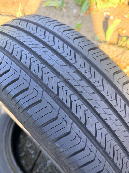 215/55/18 - Estive - Maxxis - DOT 2022 - Usato