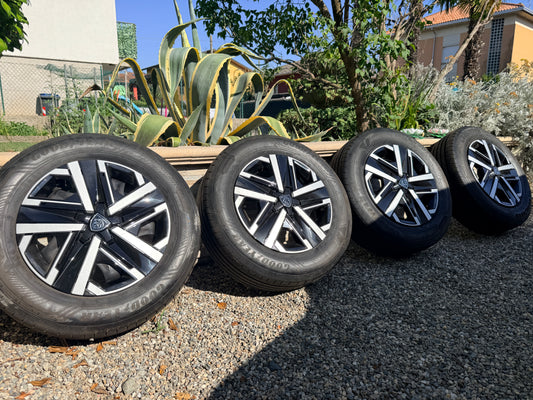 SOLO Cerchi 16” - Peugeot 2008 - Originali - Usato