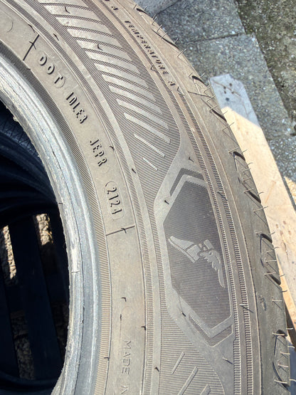 215/65/17 - Estive - Goodyear - DOT 2024 - Usato