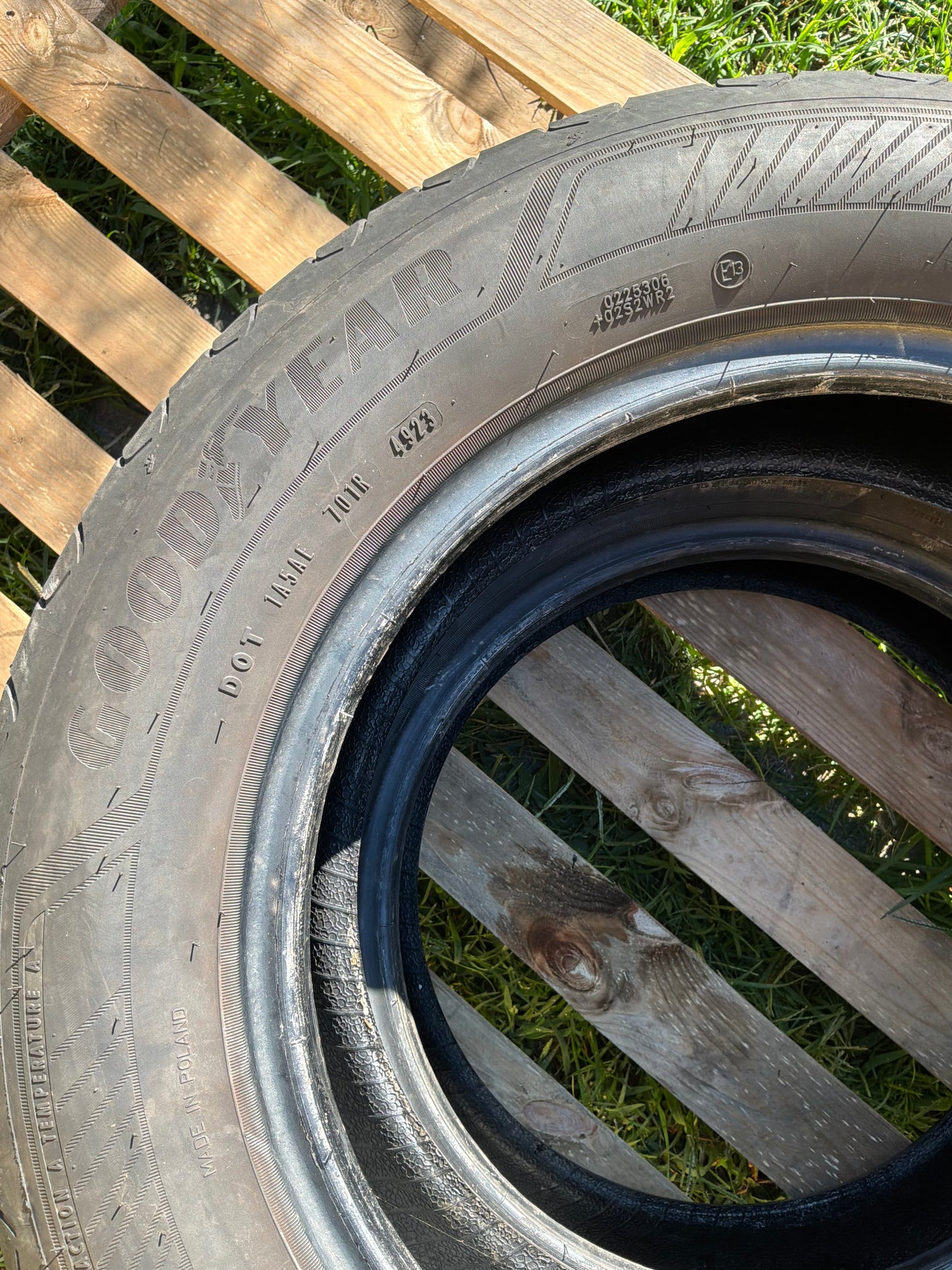 195/65/15-Estive-Goodyear-DOT 2023-Usato