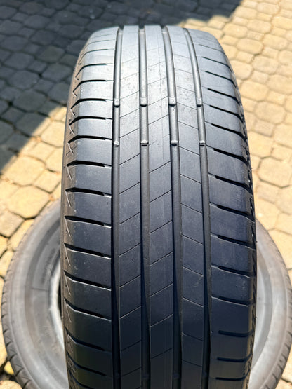 185/65/15 - Estive - Bridgestone - DOT 2021/2022 - Usato