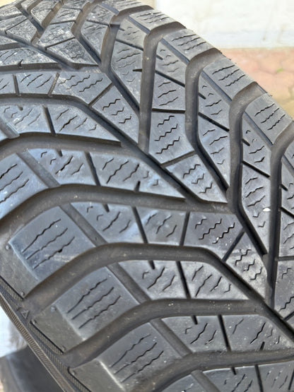 215/60/17 - Invernali - Yokohama - DOT 2020 - Usato